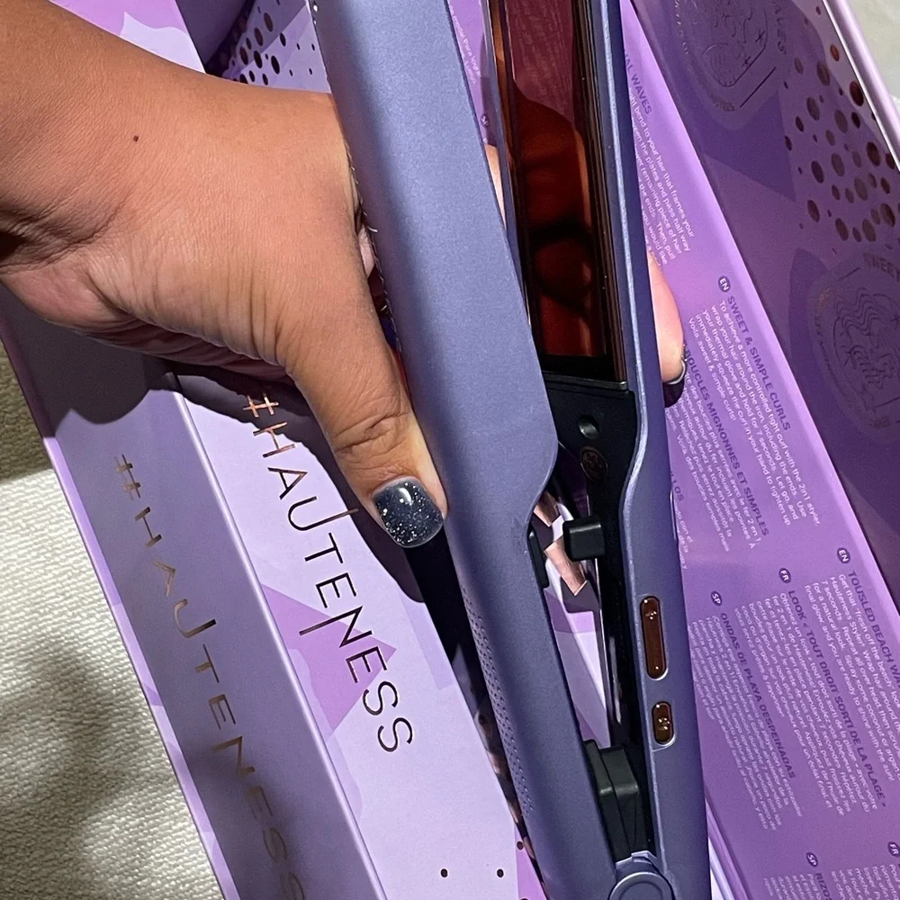 Hauteness 2inOne Purple Titanium Straightener and Curler - Picture 2 of 4